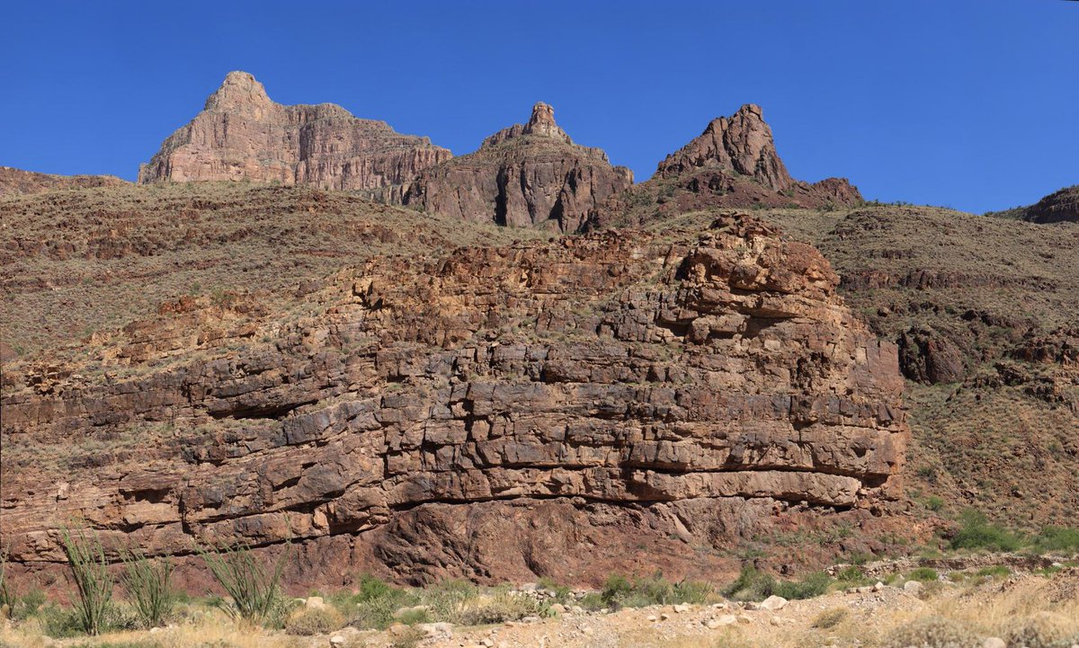 rschott's tweet photo. 3 Spires, 2 Unconformities, Diamond Creek, Grand Cyn http://t.co/jhT1l9EMDj #SundayUnconformity #MakingNorthAmerica http://t.co/D89W4vMSFF