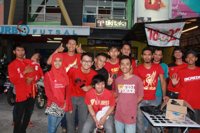Acara bukber &amp; pembagian takjil <a href="/LFC_Purwakarta/">Kopites Purwakarta</a> berjalan dg lncar #Ngabubureds
cc: <a href="/BIGREDS_IOLSC/">BIGREDS IOLSC</a> <a href="/cakdim/">cakdim</a>