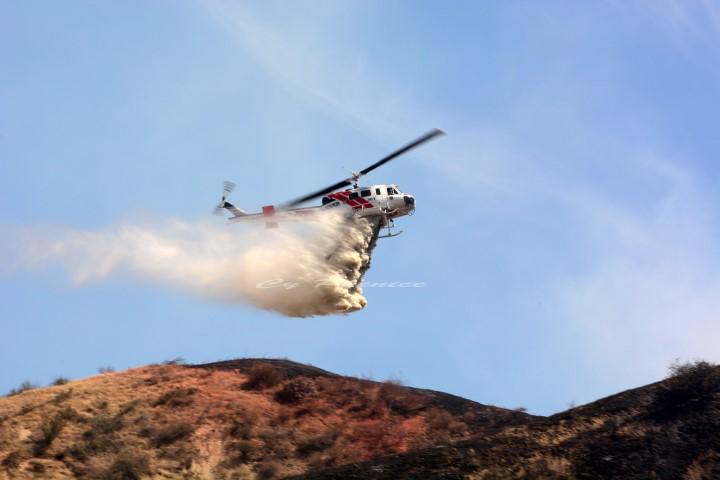 firevalleyphoto's tweet photo. @CALFIRERRU #SpiderFire in Riverside County Near Reddlands in San Timoteo Canyon http://t.co/GopyUuXQkM