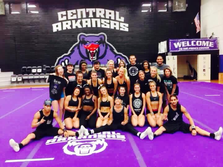 johntyler_14's tweet photo. I love my team more than anything๐ป #LATDAT http://t.co/akecmcVhTK