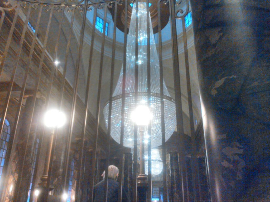 Jenn_C_72's tweet photo. Gringotts @Maddy_Bee024 #NotFair http://t.co/SipiivG7XJ