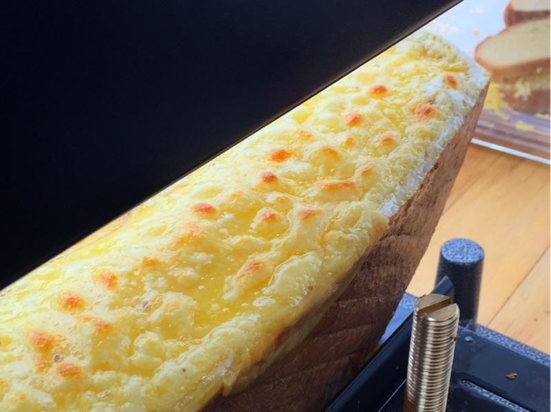 cheese_chasers's tweet photo. Despite the weather our debut was a success! @VicFarmrsMarkts @LArtisanCheese #raclette #farmersmarket #cheeselovers http://t.co/LHMoUtaJ7R