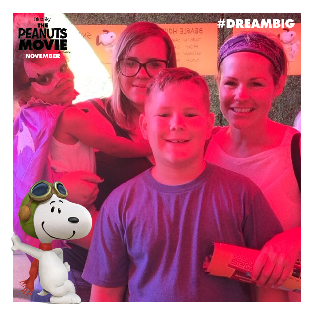 PeanutsDreams's tweet photo. This year I'm going to #DreamBig! #SDCC @zayden_valenza http://t.co/5YHsMxPYHr