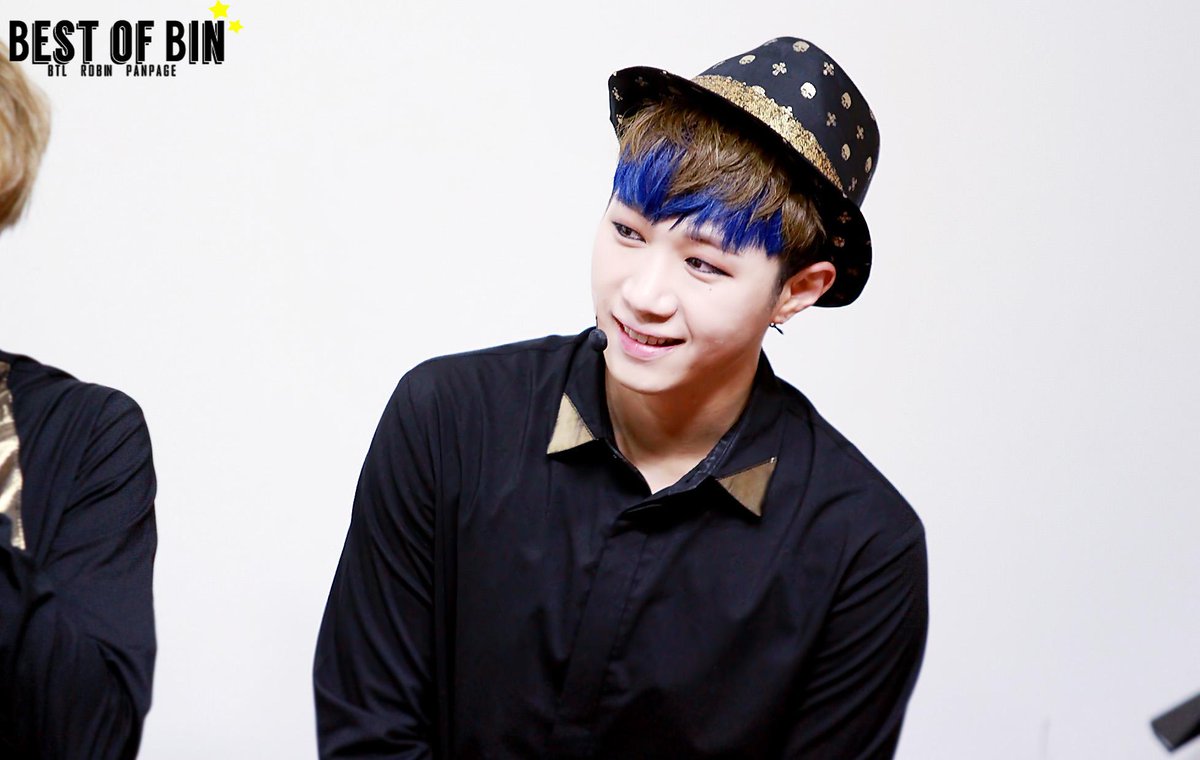 bestofbin's tweet photo. 150709 BTL 쇼케이스 로빈
#BTL #쇼케이스 #골드문 #로빈
멤버오빠가 하는 말 경청 중 >.< 👂
💗 @btl__robin 💗 http://t.co/5oJBRHlarf