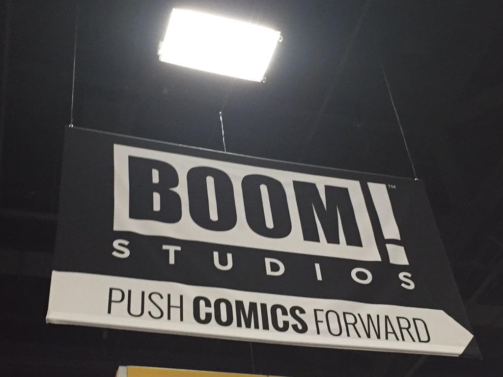 trevorcrafts's tweet photo. A big thanks to everyone at boom that made our @LanternCityTV panel signing a success! #weareboom #ComicsForward http://t.co/ql0nSTrtaD