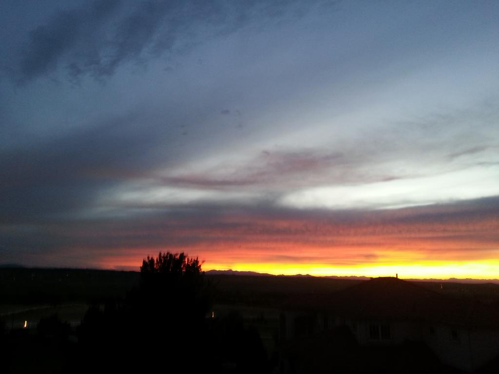 DebHileman's tweet photo. #9newswx Parker sunset http://t.co/w3ysOIU1XG