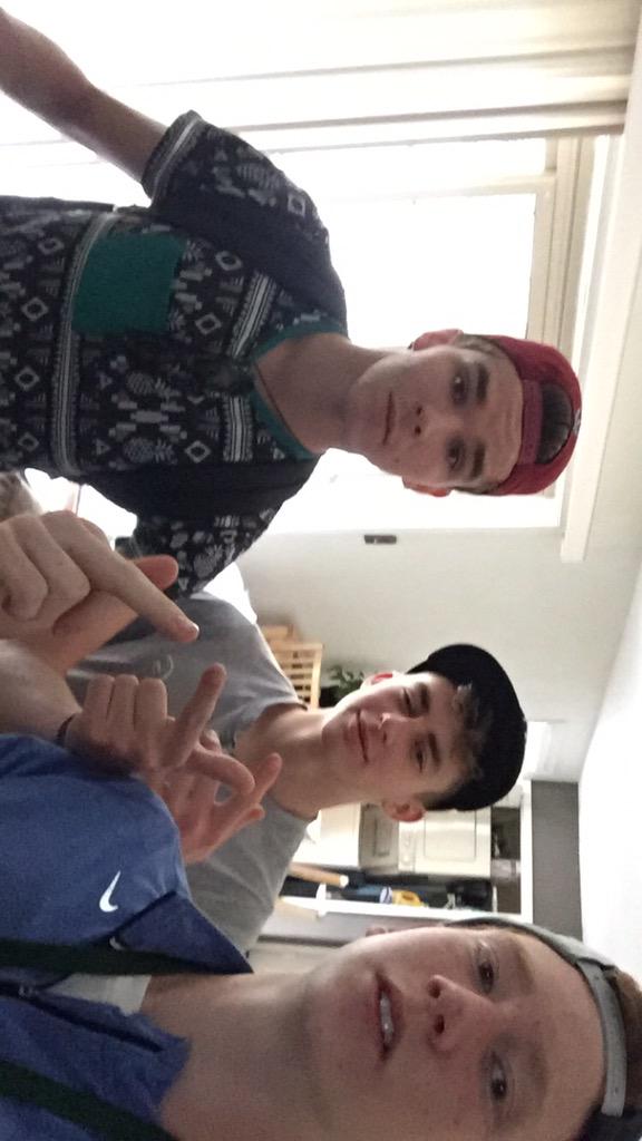 Happy birthday to my dood, be easy with Gareth Bale please 