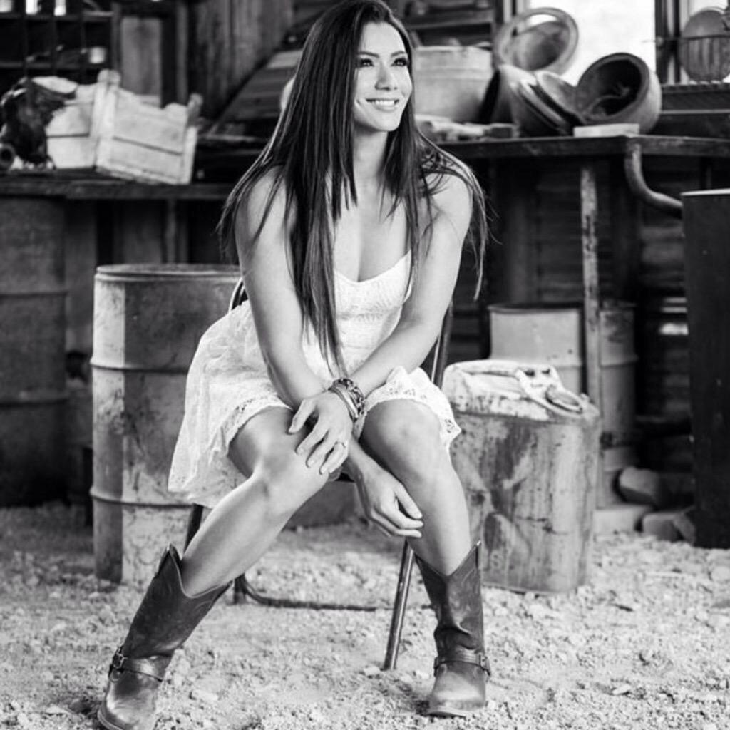 no matter what I do, you will always see me with a smile on my face.