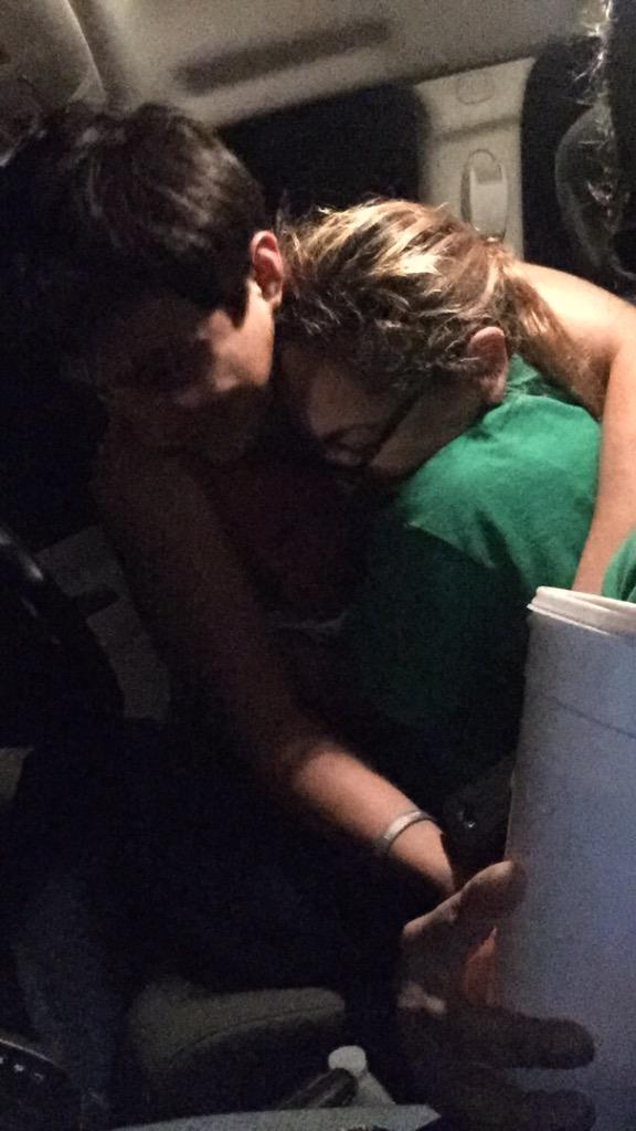 zoruiz_'s tweet photo. so happy my best friend is home!!! ❤️ #jerg #cute http://t.co/lRPDW6w2yS