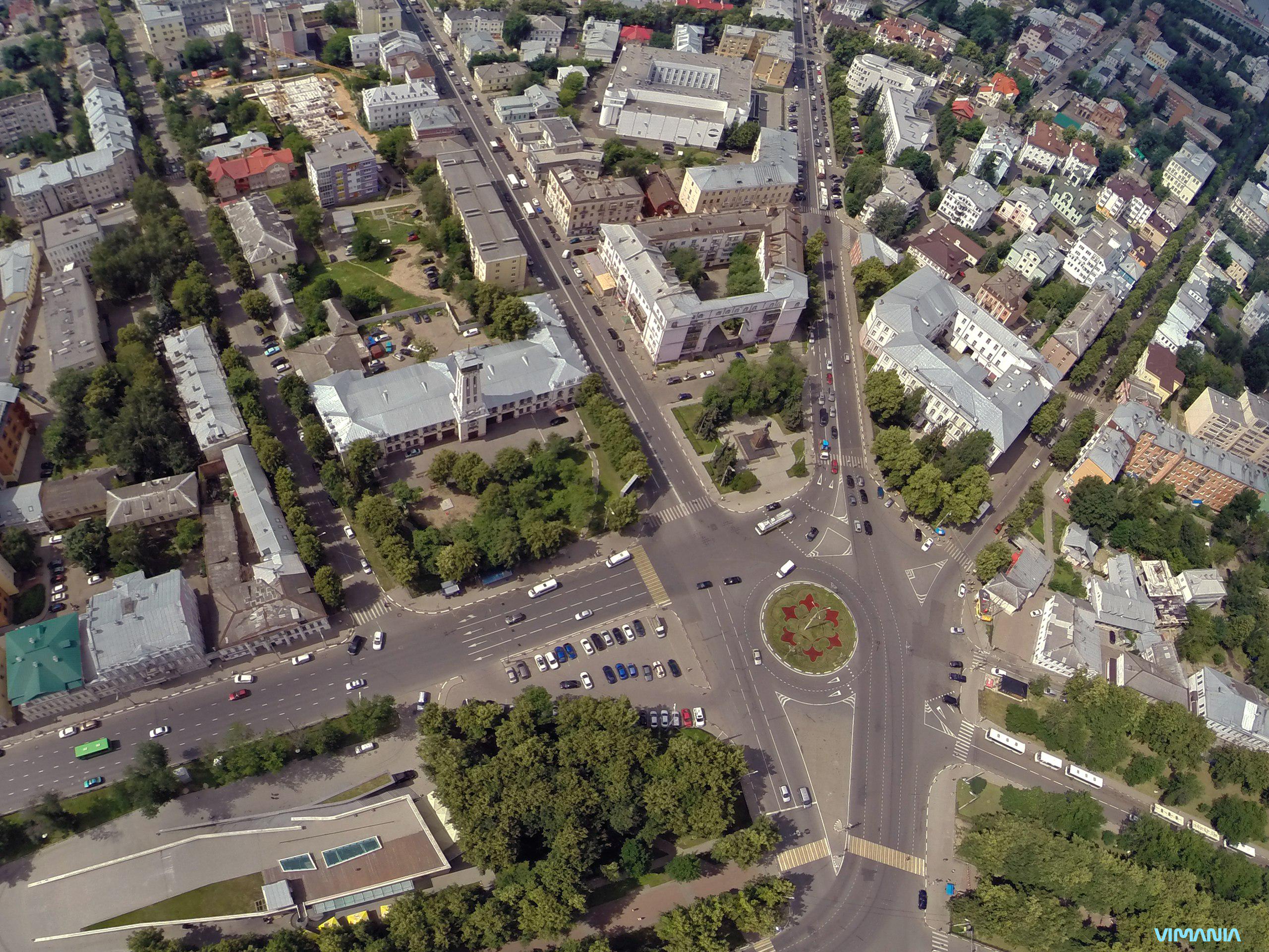 Центр красной площади Ярославль