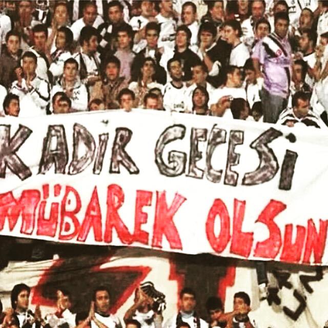 HergunBesiktas_'s tweet photo. Bin aydan daha hayırlı olan #KadirGecesi bütün İslam alemine barış ve huzur getirmesi dileğiyle Hayırlı Kandiller. http://t.co/3tJSMEf24K