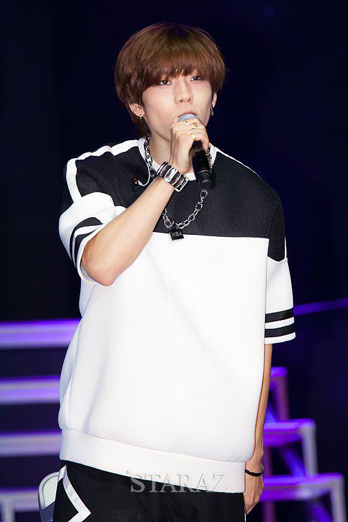 스타에이지(STARAZ) tweet media