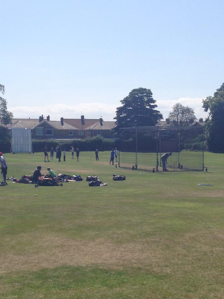 ashingtoncc_'s tweet photo. With our #ACCSummerCamp only 1 week away be sure to book now to avoid disappointment! A great 2 weeks planned 🎾🌰 http://t.co/zR50uE0QlL