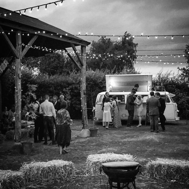 Champavan's tweet image. Congratulations to Mr and Mrs Molin on your wedding day Saturday. #wedding #vintage #campervan #mobilebar #cocktails