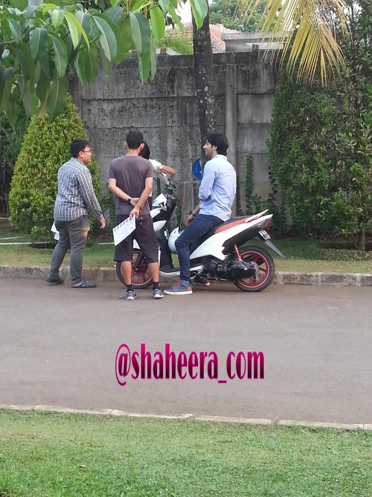 Shaheera_com's tweet photo. Action bhai on location shoot CDLTM @Shaheer_S #LoveandRespect #WeLoveYouShaheer #KeepSupportYou #latepost http://t.co/TapxeumDvj