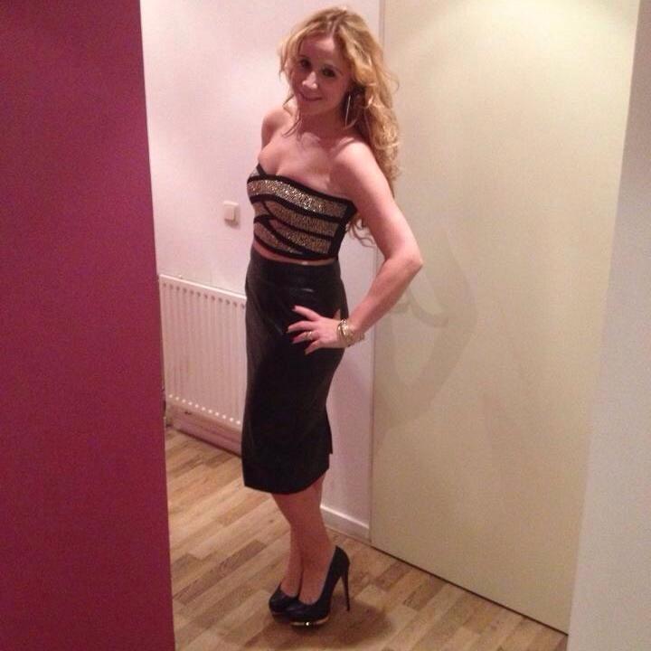 Barbara_Burpie's tweet photo. Night out 💃💃 #nightout #rotteedam #dancing #friends http://t.co/xEtiVCTmUo