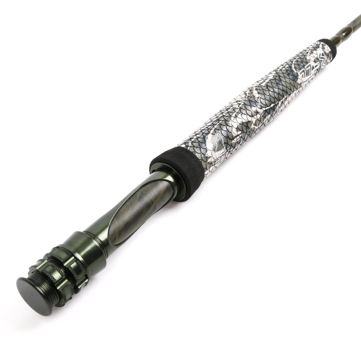 MaximumCatch's tweet photo. Remain undetected. Strike from the bushes. Improve your stealth technique with our #Camo rod. http://t.co/e5yLkKJI6E http://t.co/MdkGHfWtLn