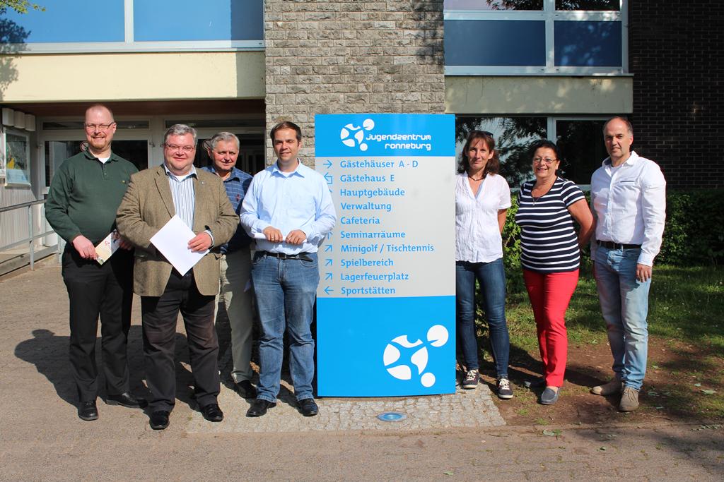 Belegungszahlen auf hohem Niveau -
CDU-Kreistagsfraktion besucht Jugendzentrum Ronneburg bit.ly/1GgZOhb