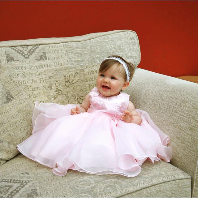 nic_simpson85's tweet photo. My wee princess is goin be 1 in 12 weeks #timegoestoofast 💕🎉💜😄 http://t.co/sXyWU3SpbV