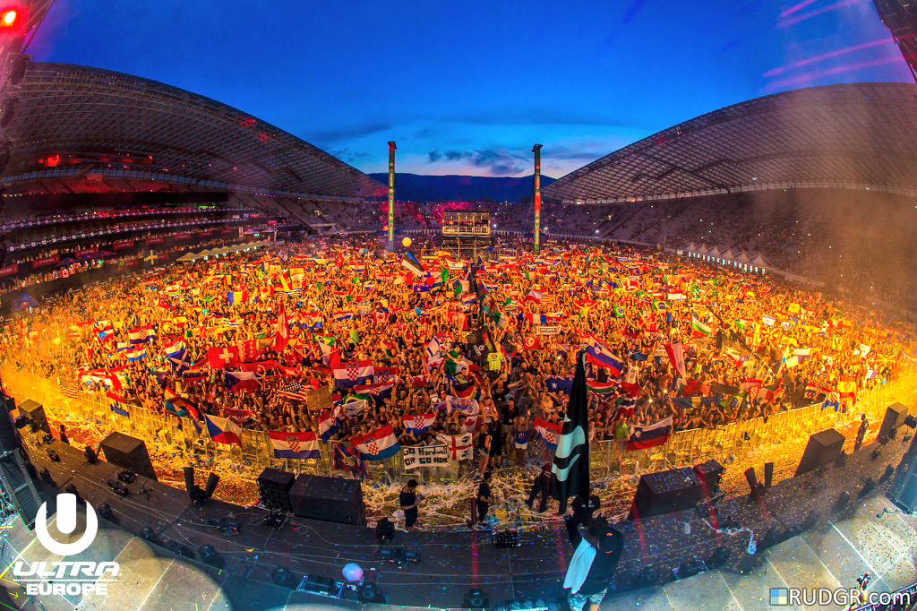 ultra's tweet photo. the worldwide family at @ULTRAEurope:

can you count how many flags there are? http://t.co/dhnMeNfW47