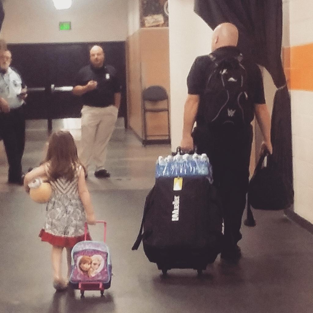 HappySpawn's tweet image. Love traveling with daddy, @WWERawATC and my handler...er...mom, @TheJenBunny #wwe #TotsofWWE