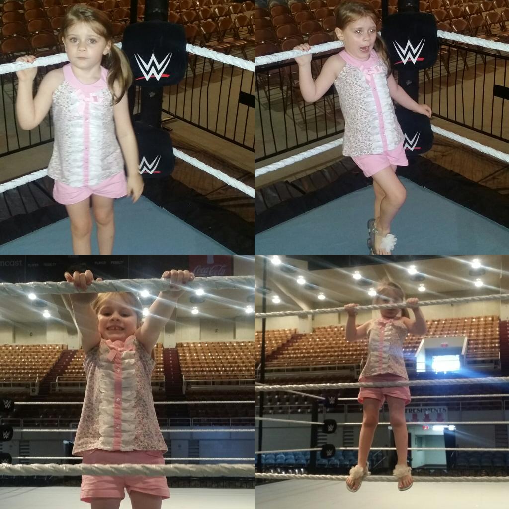 HappySpawn's tweet image. Gotta get my ring time in if I plan on being the Divas champ one day! @WWERawATC @TheJenBunny  #wwe #FutureDiva