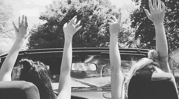 LOVEandLIST's tweet photo. 20 THINGS MY 20'S HAVE TAUGHT ME SO FAR | Article link: http://t.co/MDlneFcgBN http://t.co/L7AUok5OzZ