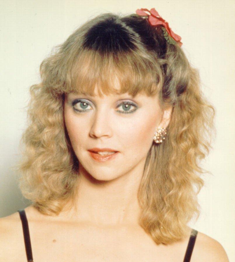 Happy Birthday to Fort Wayne native and Emmy-winning actress Shelley Long! She is best known for her role on Cheers. 