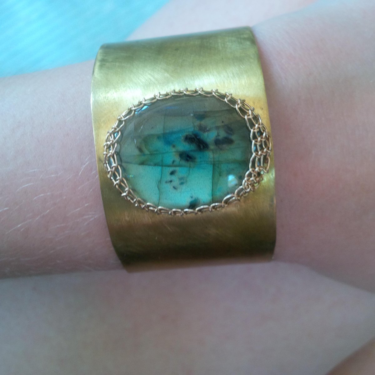 _fashionsavage's tweet image. In love w/ my new cuff from #AzureDesign! Stay tuned for my #interview w/ Anastassia coming to the #blog this eve!