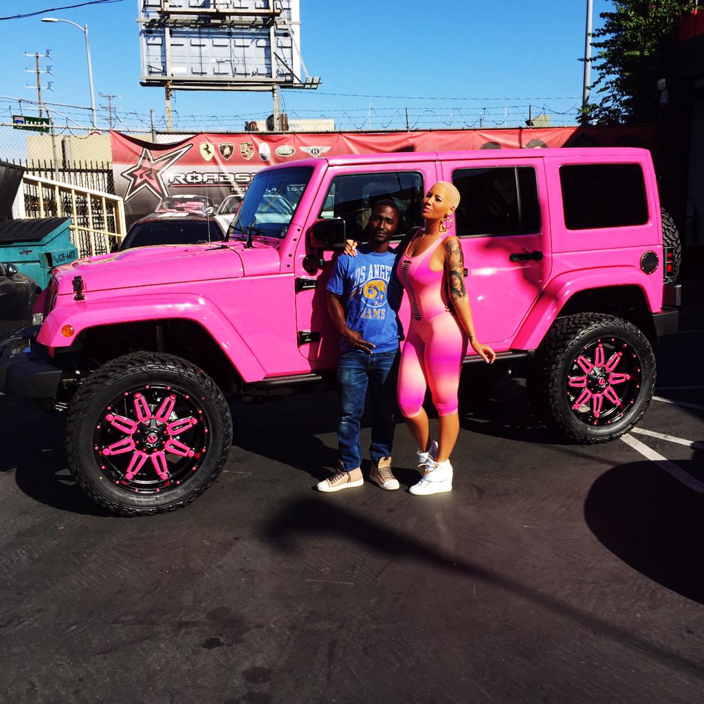 Эмбер Роуз Jeep Wrangler Unlimited