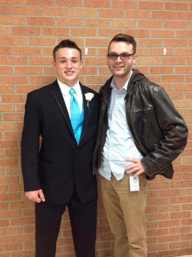 AndrewsJene's tweet photo. Happy 19th birthday to my bester Freund @TylerTrego1! http://t.co/FsufYXE4ma