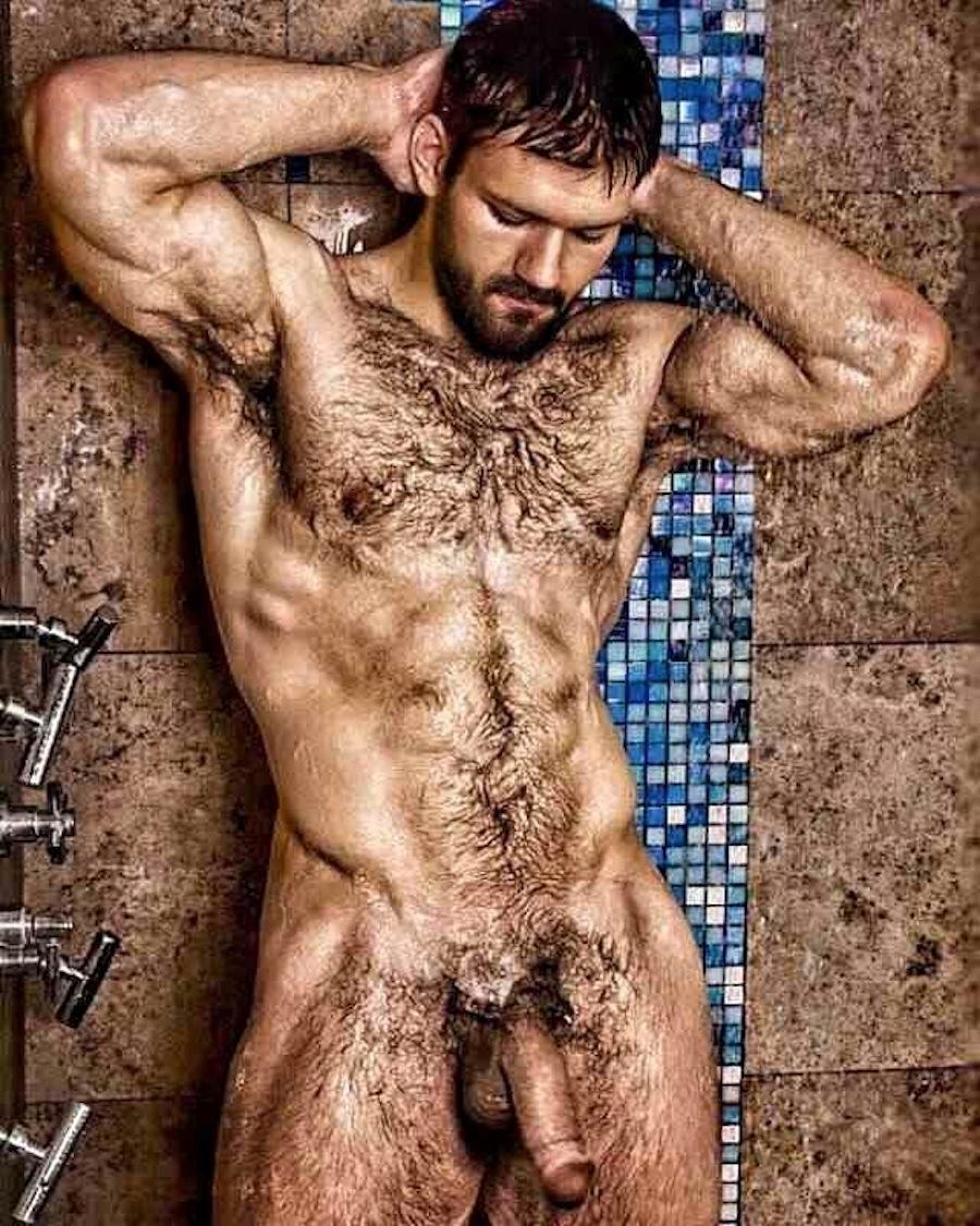 GingerBearXXX's tweet photo. Masculine Man Meat Monday #showertime #showerstud http://t.co/0skAFJUyrG