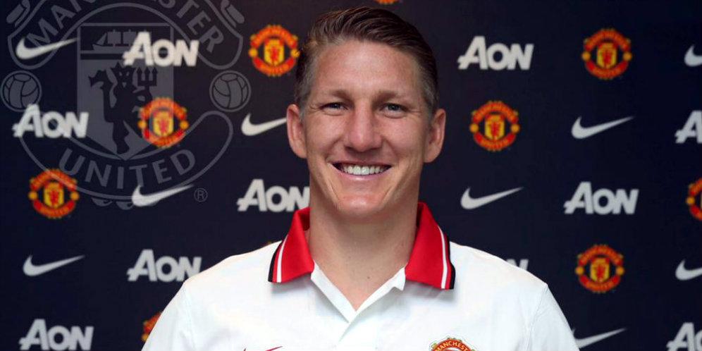 Bolanet's tweet photo. http://t.co/MSWlK4cXYi - Schweinsteiger RESMI Gabung MU http://t.co/t51DURN1xx