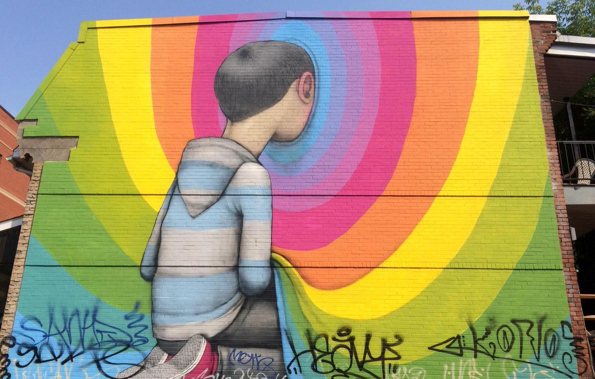 PetrVadenin's tweet image. Beautiful street art in Montreal #IAMCR2015