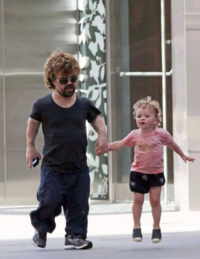 _NightsWatch_'s tweet photo. Peter Dinklage with his daughter Zelig https://t.co/ZiOl52thwc