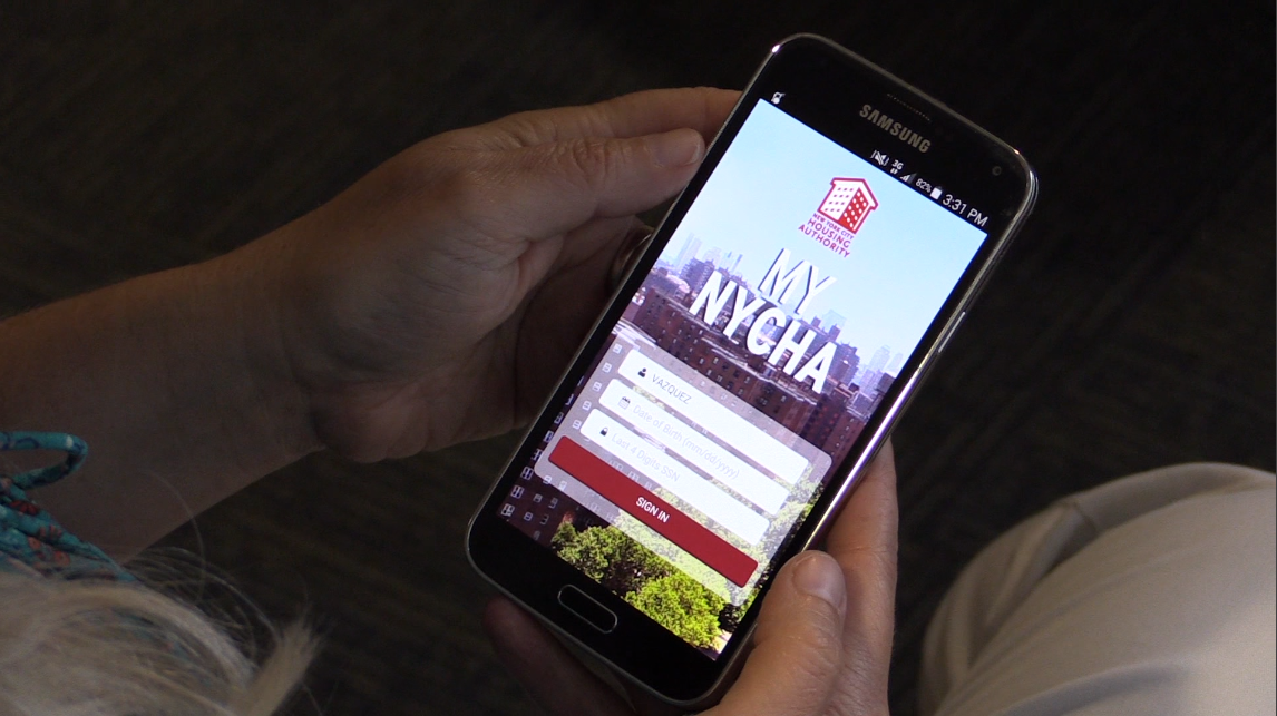 NYCHRA's tweet photo. RT @NYCHA: Coming soon: schedule repairs from the MyNYCHA app. More #FixItForward solutions: http://t.co/jEREnMzQd8 http://t.co/UxcbxXlXGP