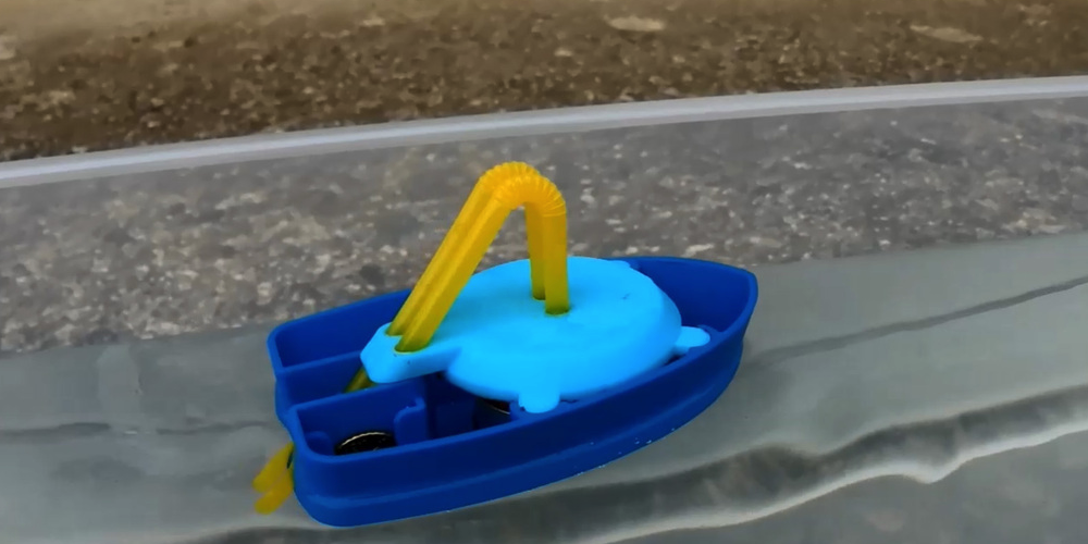 3DPrintGirl's tweet photo. This 3D Printed, Steam-Powered ‘Pop Pop Boat’ is Fueled by a Candle http://t.co/KwBtvtL8Rp http://t.co/b93cbyI3ug