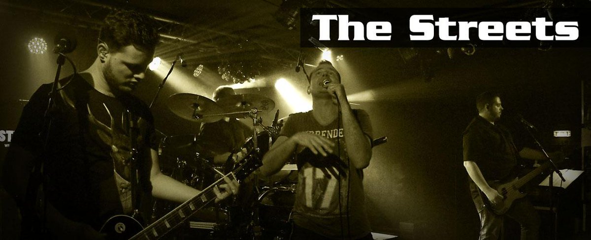 alleCoverbands's tweet photo. Rockcoverband #coverband The Streets nu ook op het #podium van http://t.co/cGNzMqjAdu http://t.co/bBDhhyTUpJ