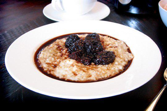 PortugueseChef's tweet image. Prunes Stewed in Port Wine
thekitchn.com/recipe-prunes-…  @ChileanPrunes