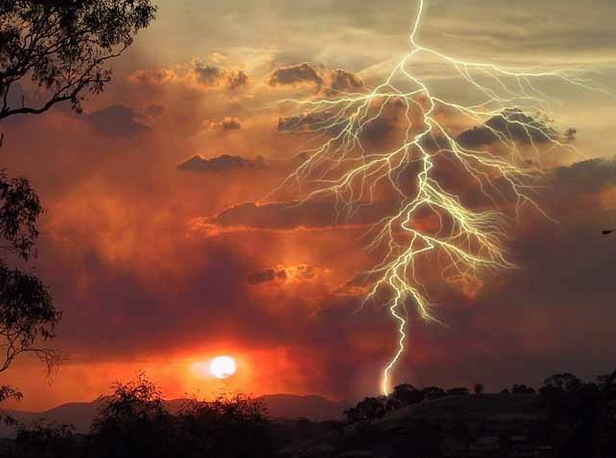 VarsityPixels's tweet image. We're trying to get #MakeCharityMatter trending-Please consider helping via this thunderclap: thndr.it/1O1kznq