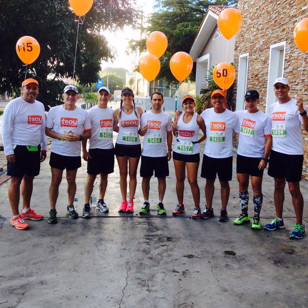 atusaludenlinea's tweet photo. ¡Mil gracias a los #pacers de @soymaratonista por su excelente trabajo en la #CarreraSaludable! http://t.co/SVjR4ntmsI