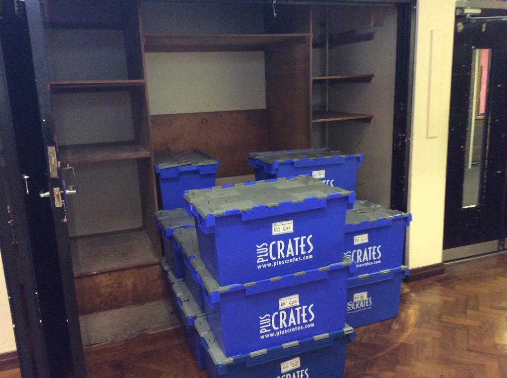 MusicDeptHildas's tweet photo. Music stuff sorted 😀 #newschool #movingishardwork http://t.co/Fy7SA0pULC