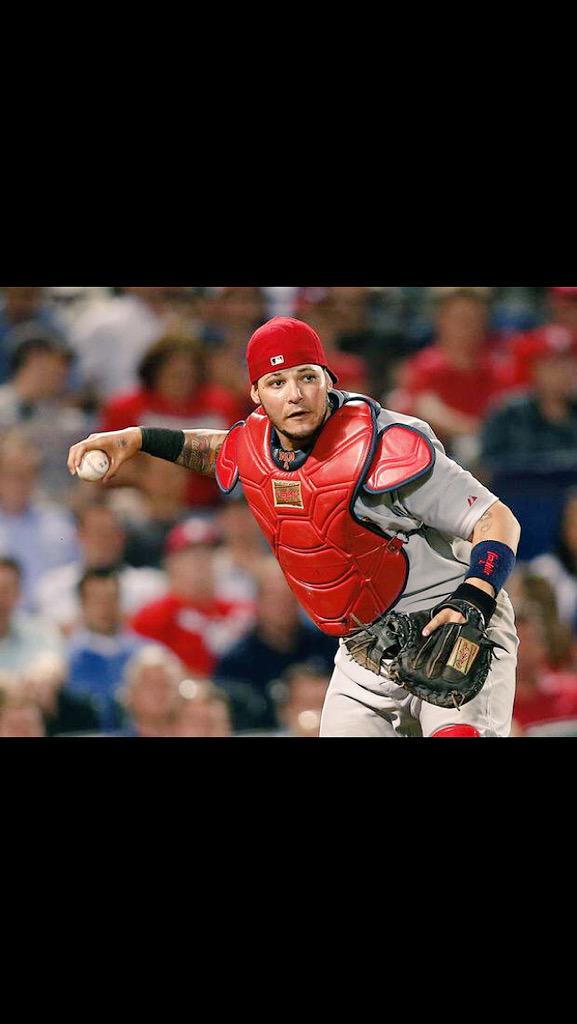 Happy Birthday to the wonderful Yadier Molina   