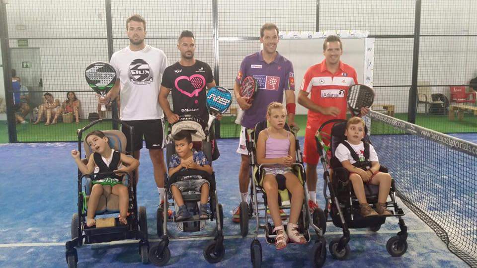 Fotos de la exhibición jugada ayer por una causa benéfica al lado de @rafa_mdz_ <a href="/peteralonsomar/">PedroAlonso-martinez</a> y <a href="/JuanMartin_Diaz/">Juan Martín Díaz</a>