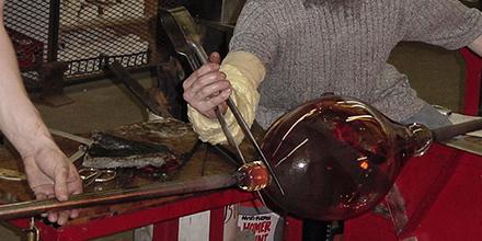 BCAE's tweet photo. Try the #art of #glassblowing! Sat 7/25 at @Diabloglass1 http://t.co/cwmzIoJNiX http://t.co/tJY6XiXPHw