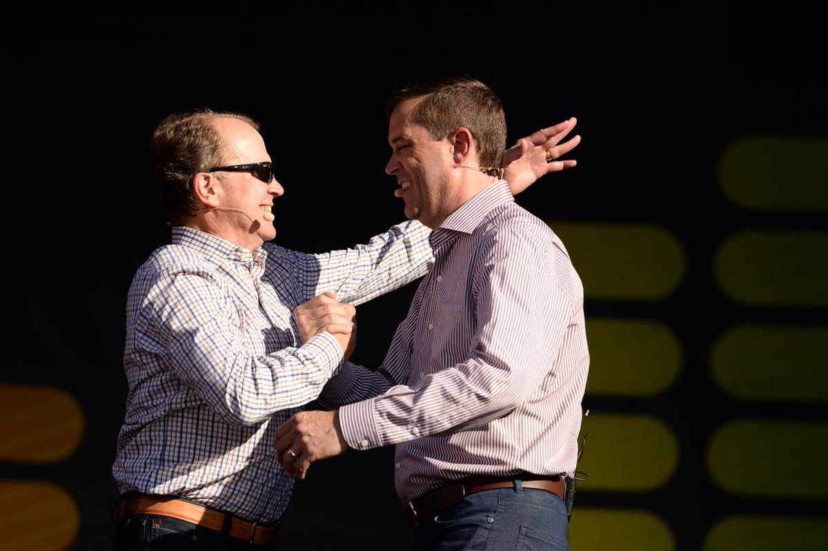 Cisco's tweet photo. The dynamic duo share one final moment together on stage at #CiscoRocks #WeAreCisco http://t.co/EGpZWZ7E9e