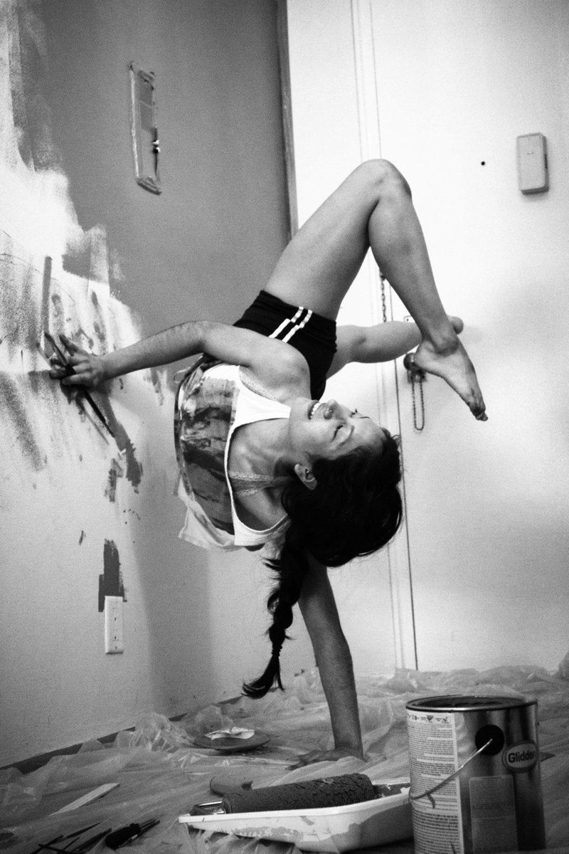 HuffPostArts's tweet photo. Ballet dancers look better making their morning coffee than you ever will http://t.co/5uJBZ90d0t @badgirlpripri http://t.co/95NnJQvvto