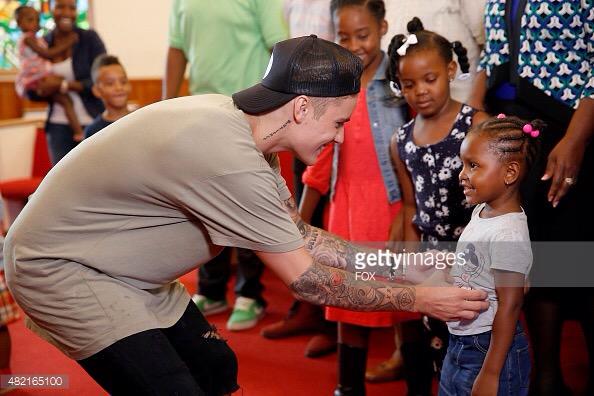 biebersmaniabr's tweet photo. Fotos de Justin no episódio de terça-feira de 'Knock Knock Live' - 27 de Julho Beliebers22h #MTVHottest Justin Bieber http://t.co/Ct4X1abHhK