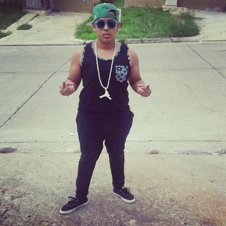 raul27styledan1's tweet photo. #StyleDance #streetstyle #dance #flow #urbanflow #style http://t.co/GrVOfslt3j