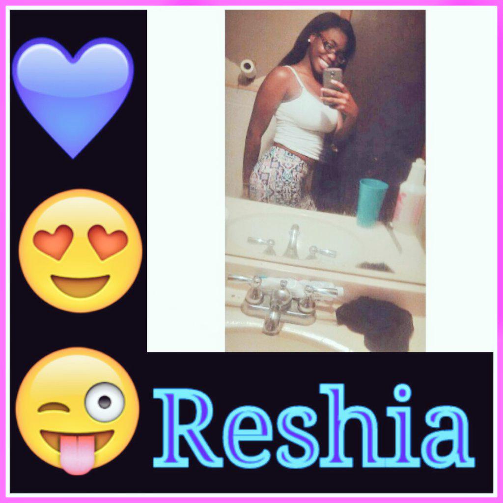 trinityrl101's tweet image. Touch Her I Won't You Too.. But Yea My Frann👭